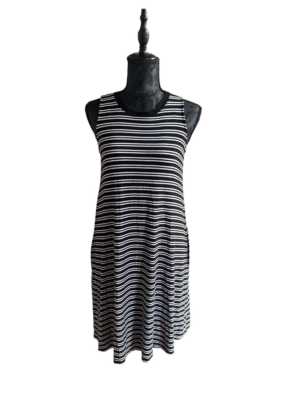 Time and Tru Black White Striped Sleeveless Swing Dress Women Small